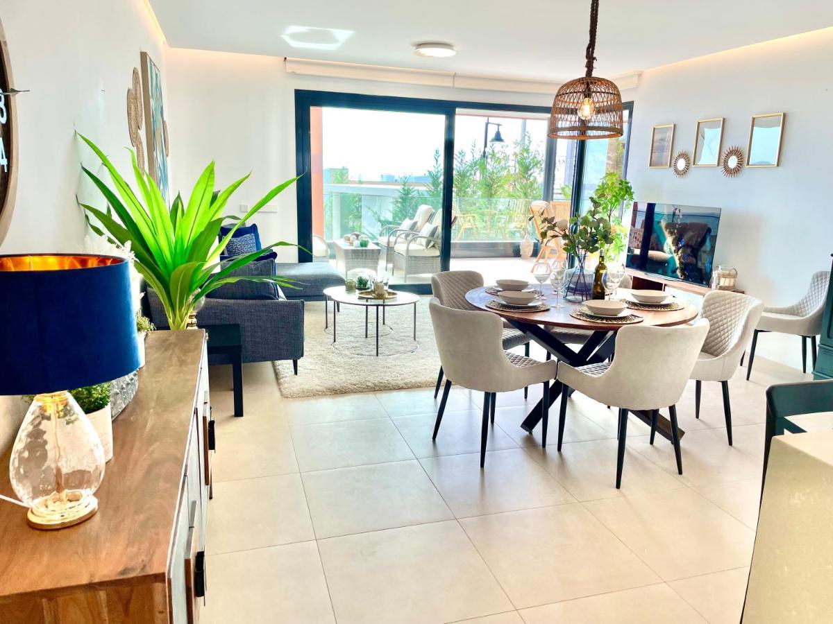 Luxury 3 Bedroom Apartment 300M From The Beach Fuengirola Buitenkant foto