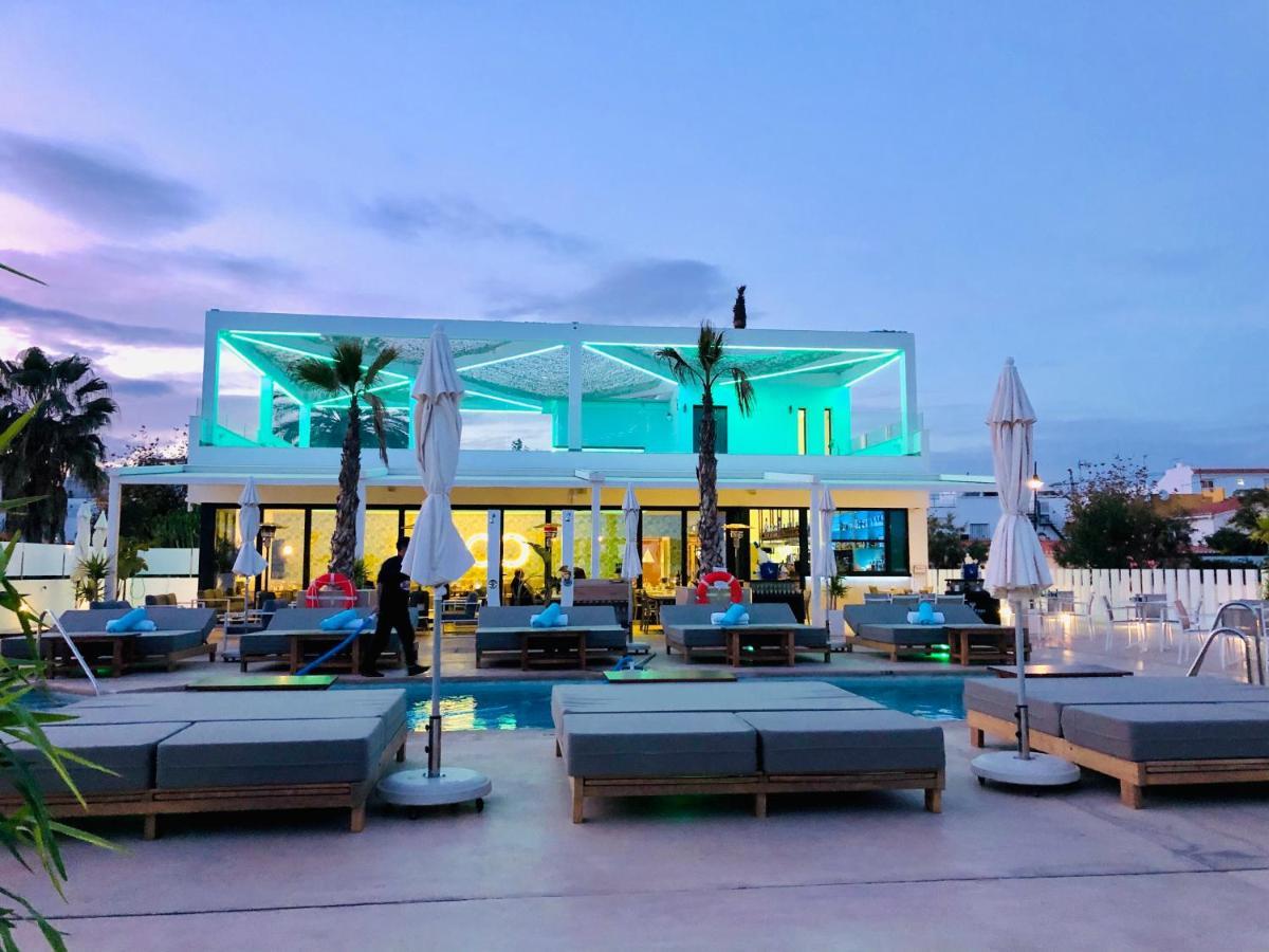 Luxury 3 Bedroom Apartment 300M From The Beach Fuengirola Buitenkant foto