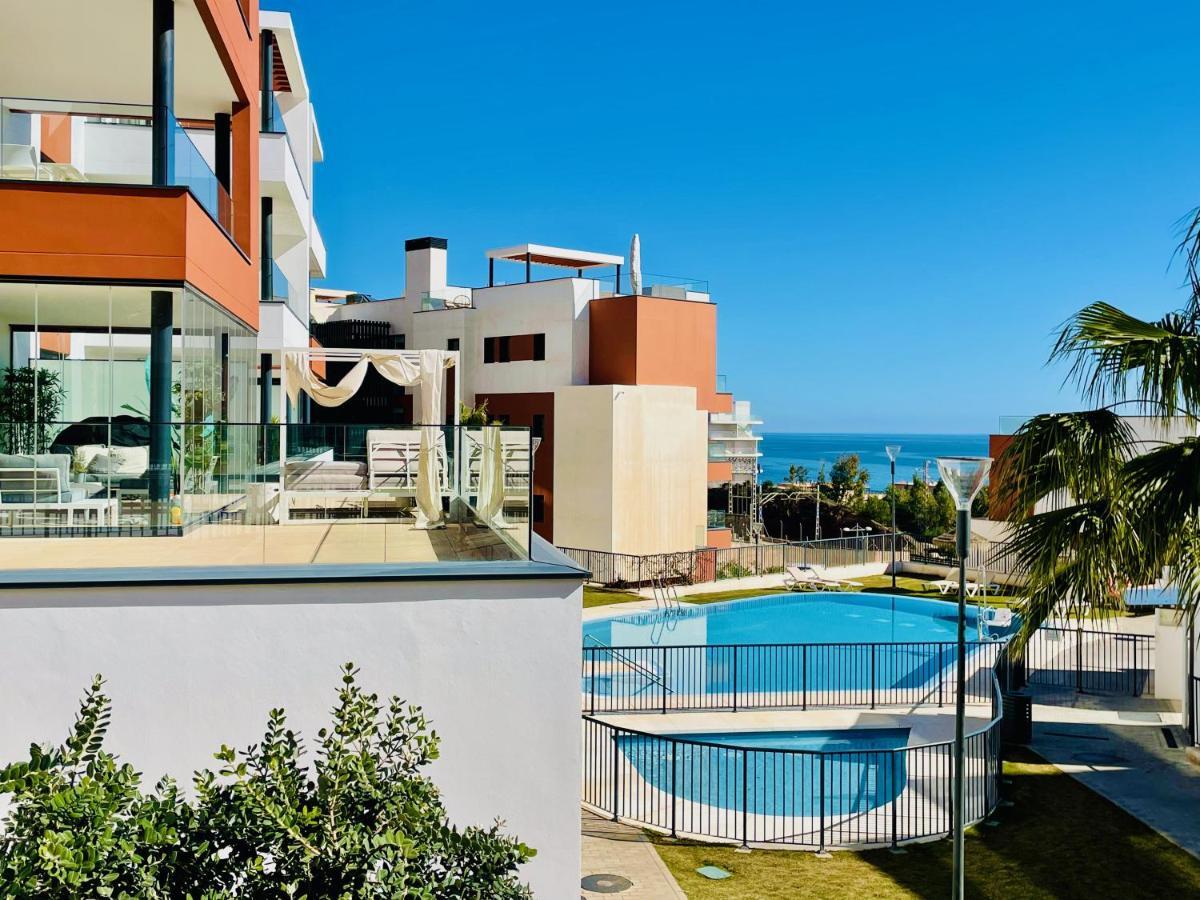 Luxury 3 Bedroom Apartment 300M From The Beach Fuengirola Buitenkant foto